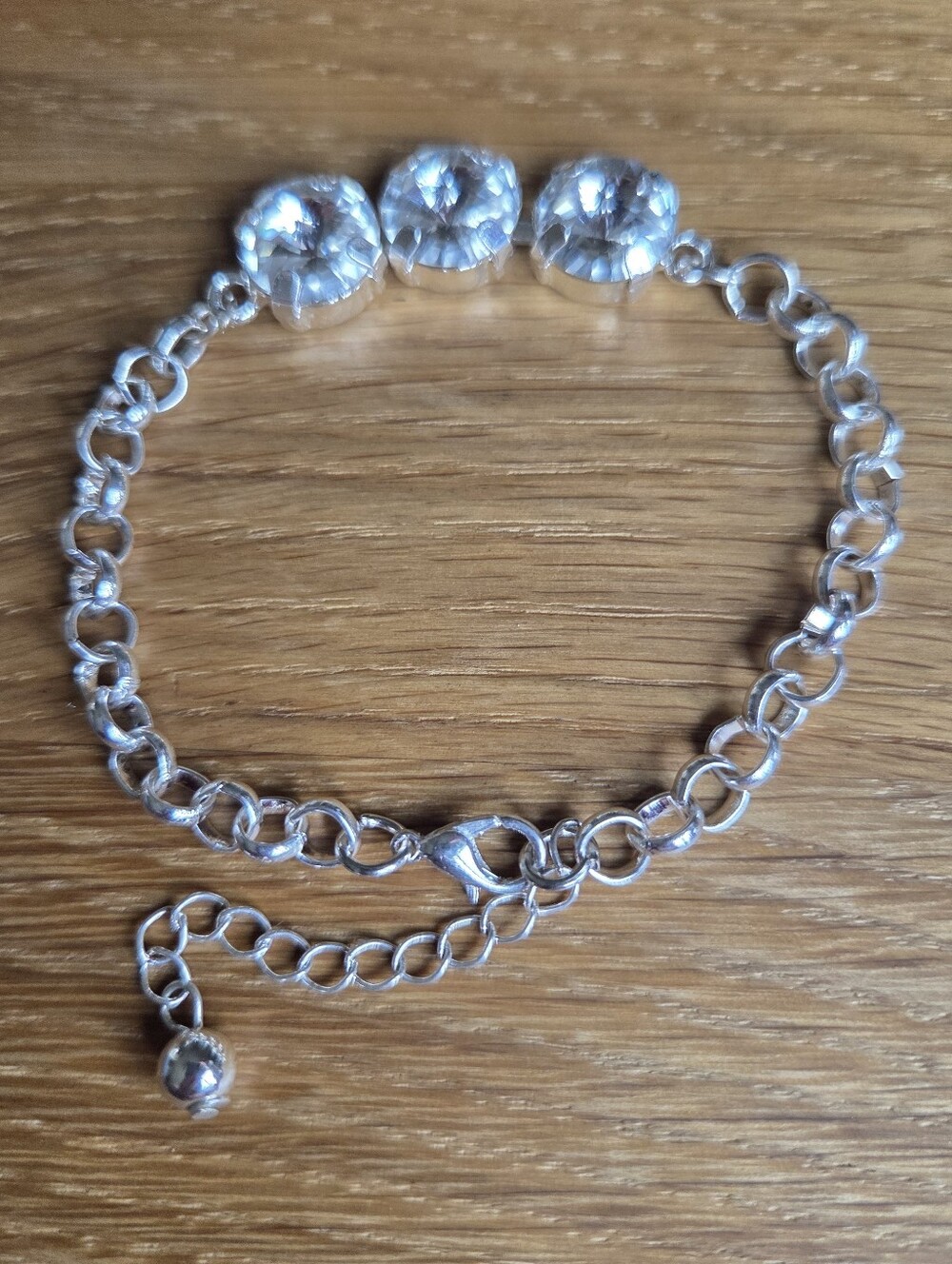 Shiny Silver Rolo Chain & Clear Crisp Crystals   Bracelet, Hand Crafted - Picture 5 of 10